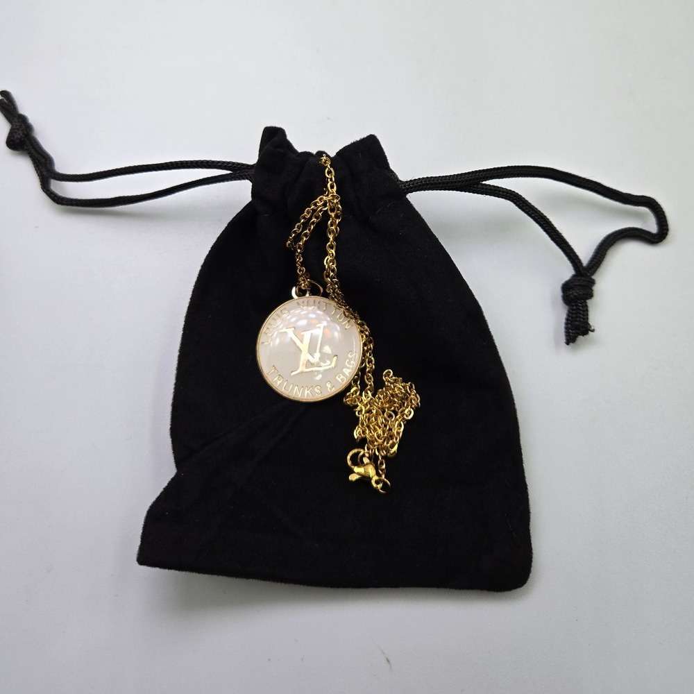 Louis‎ Vuitton Monogram Coin Pendant Necklace Gold Tone Chain - Picture 5 of 6